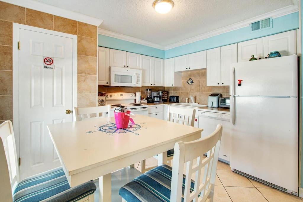 Renovated Condo With Pool And Exclusive Beach Access ガルフ・ショアーズ エクステリア 写真