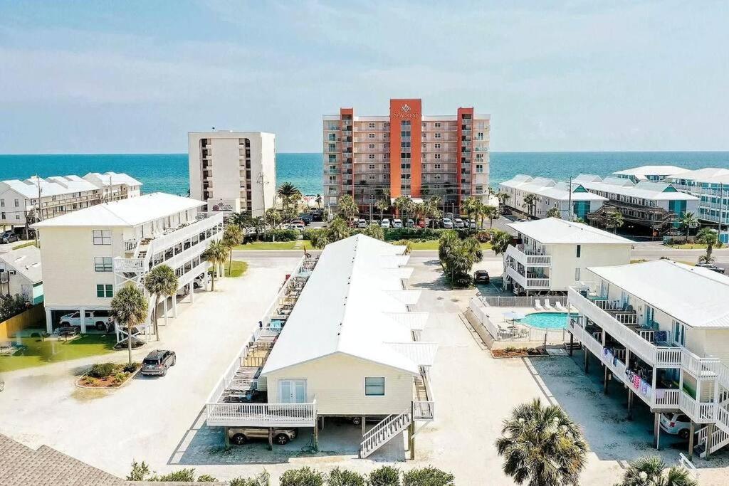 Renovated Condo With Pool And Exclusive Beach Access ガルフ・ショアーズ エクステリア 写真